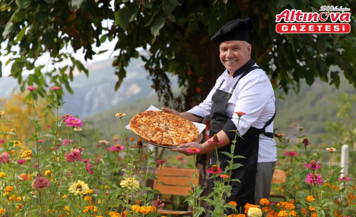 Köyüne pizzacı açtı şimdi talebe yetişmeye çalışıyor