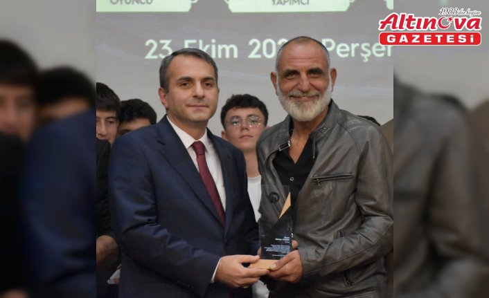 “Mehmed: Fetihler Sultanı“ oyuncuları Trabzon'da öğrencilerle buluştu