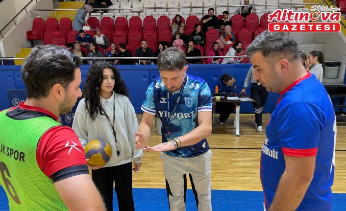 Salıpazarı'nda Cumhuriyet Bayramı Voleybol Turnuvası düzenlendi