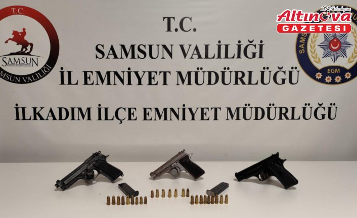 Samsun'da ruhsatsız silah operasyonunda 3 zanlı yakalandı