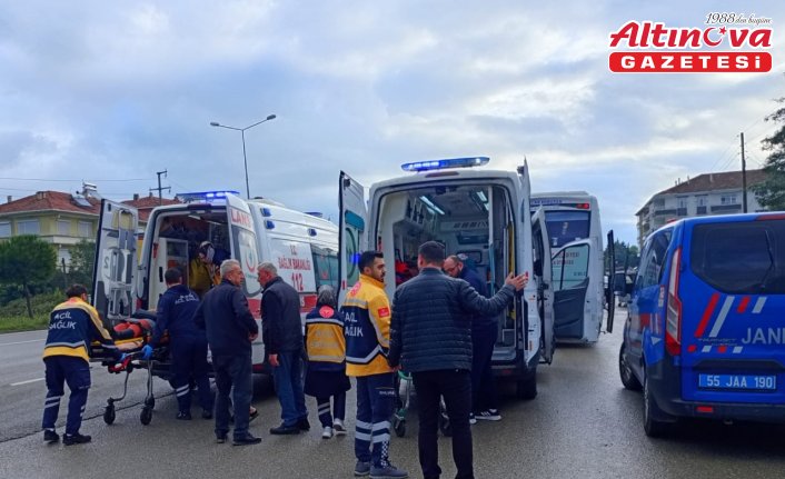 Samsun'da tümsekten hızlı geçen halk otobüsündeki 4 yolcu yaralandı