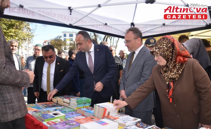 Sinop’ta kitap fuarı açıldı
