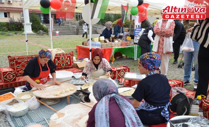 Sinop'ta öğrencilerden Gazze için yardım kermesi