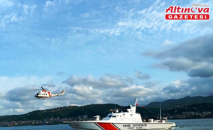 Trabzon'da denizde kaybolan balıkçıyı arama çalışmaları sürüyor