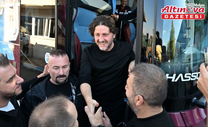 Trabzonspor taraftarı takımını Rize'ye uğurladı