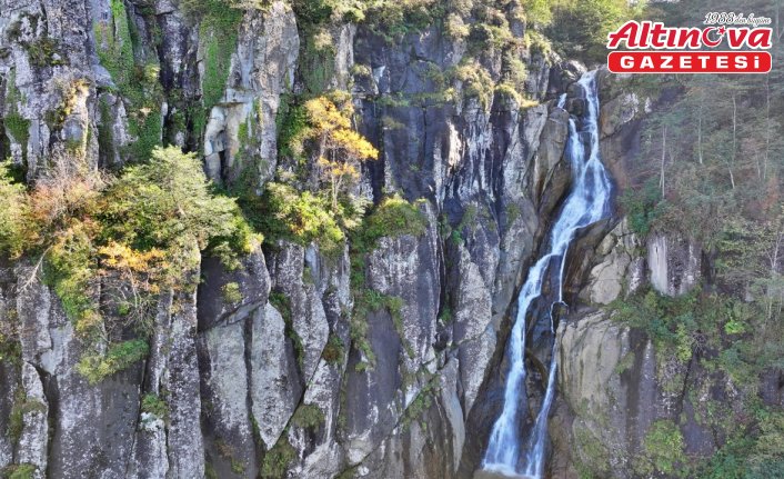 Vadiler arasındaki “Uçarsu Şelalesi“ alternatif turizm rotası olmaya hazırlanıyor