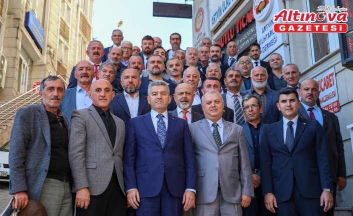 Vali Ergün, Artvin Muhtarlar Derneği'ni ziyaret etti