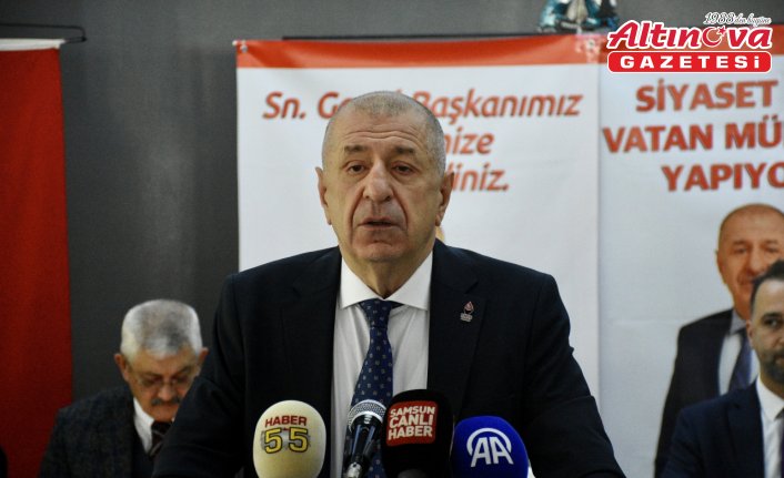 Zafer Partisi Genel Başkanı Ümit Özdağ, Samsun'da basın mensuplarıyla buluştu