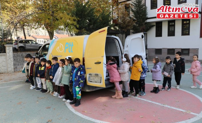 Amasya'da anaokulu öğrencilerinden Mehmetçik ve polise anlamlı mektuplar