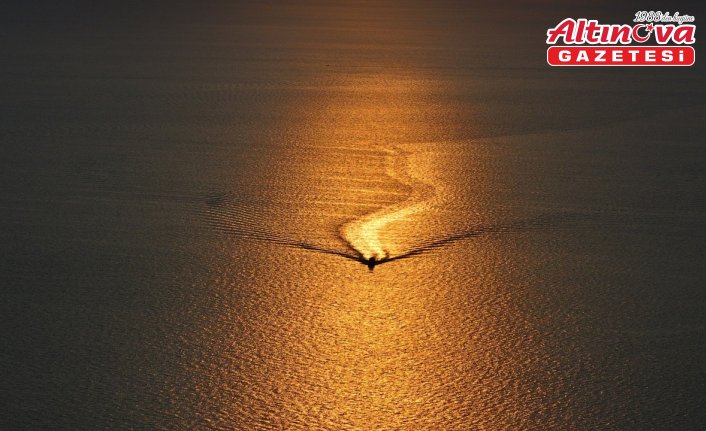 Antalya'da gün batımı güzel görüntü oluşturdu