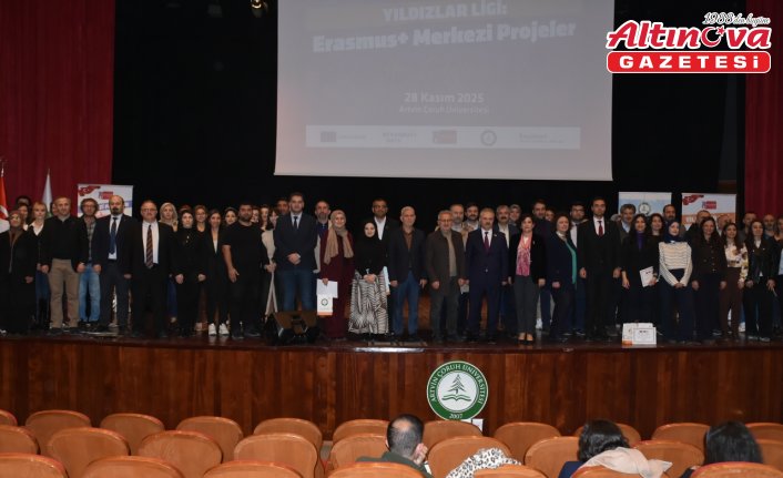 Artvin'de “Erasmus+ Merkezi Projeler Bilgilendirme Toplantısı“ yapıldı
