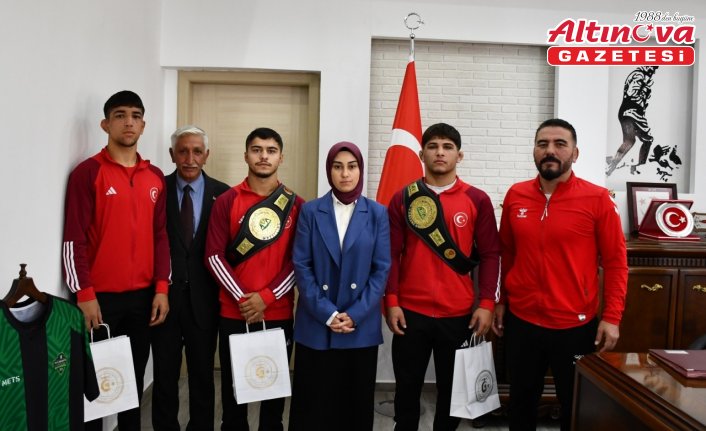 Başarılı güreşçilerdenKaymakam Güneş’e ziyaret