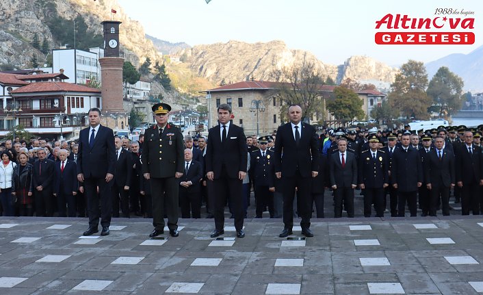 Büyük Önder Atatürk'ü anıyoruz