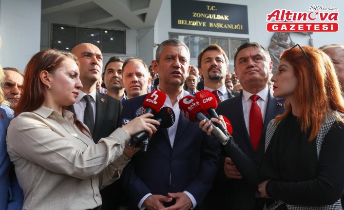 CHP Genel Başkanı Özel, Zonguldak'ta gazetecilerin sorularını yanıtladı: