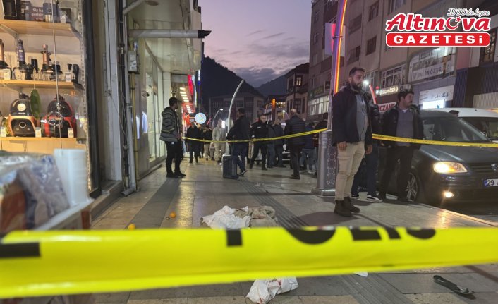 Gümüşhane'de eşini bıçakla yaralayan koca gözaltına alındı