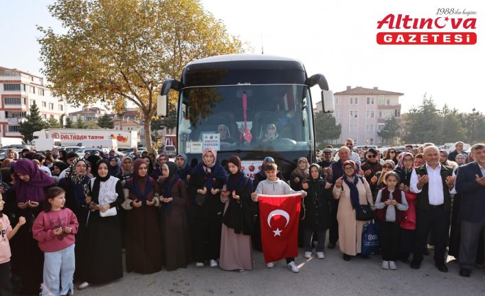 Merzifon'da umre kafilesi dualarla uğurlandı