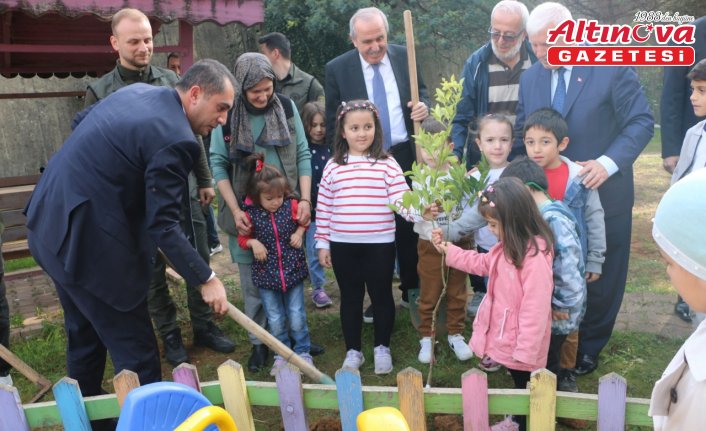 Of'ta Milli Ağaçlandırma Günü kapsamında fidan dikildi