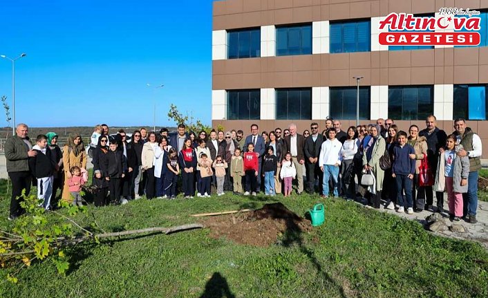 OMÜ'de Diyabet Günü etkinliği kapsamında fidan dikildi