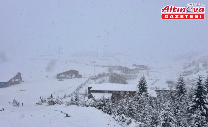 Ordu'nun ilçelerindeki yüksek kesimlere kar yağdı