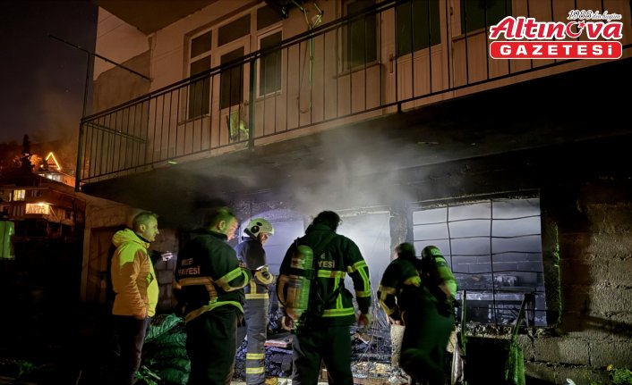 Rize'de bir binada çıkan yangında hasar oluştu