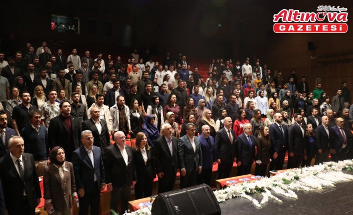 Samsun'da “Dijital Gençler, Teknolojik Şehirler-Net Konuşalım“ söyleşisi düzenlendi