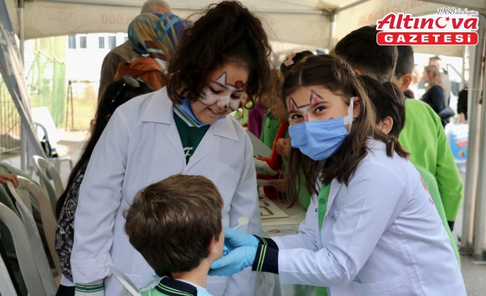 Samsun'da minik “sağlık elçileri“ arkadaşlarına sağlıklı yaşamı öğretti