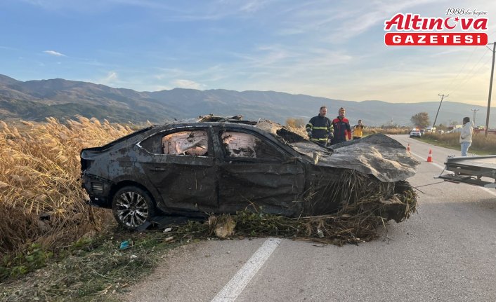 Tokat'ta devrilen otomobildeki 2 kişi öldü, 1 kişi yaralandı