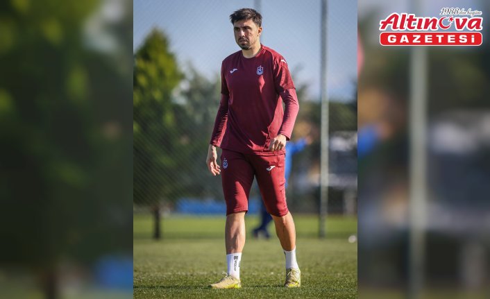 Trabzonspor, Başakşehir maçı için İstanbul'a gitti