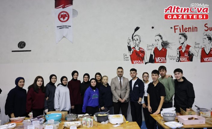 Vezirköprü Köprülü Mehmet Paşa Lisesinden Filistin'e destek kermesi