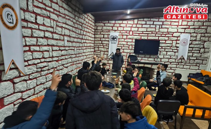 Almus'ta Müftülük öğrencilere yönelik sohbet programı düzenliyor