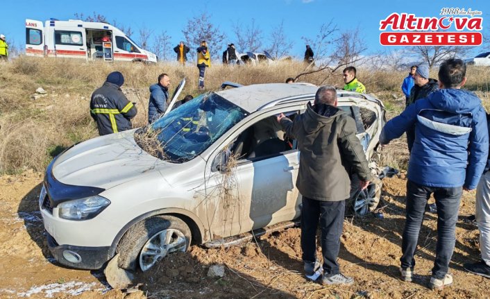 Amasya'da otomobil ile SUV tipi araç çarpıştı, 8 kişi yaralandı