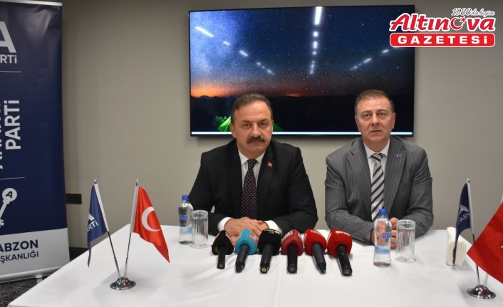 Anahtar Parti Genel Başkanı Ağıralioğlu, Trabzon'da gazetecilerle bir araya geldi