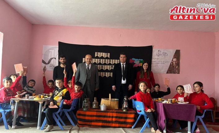 Ardanuç'ta, Tutum, Yatırım ve Türk Malları Haftası etkinliği yapıldı