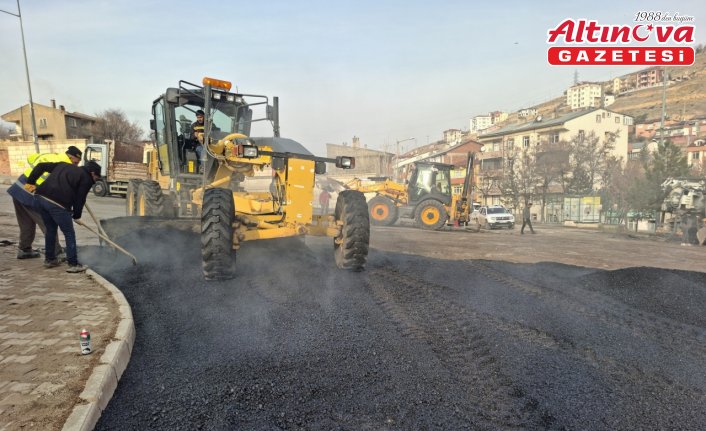 Bayburt Belediyesi asfalt çalışmalarını sürdürüyor