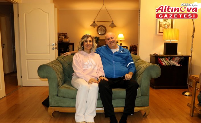 Beden eğitimi öğretmeni karı koca spor salonlarında birbirlerine rakip oluyor