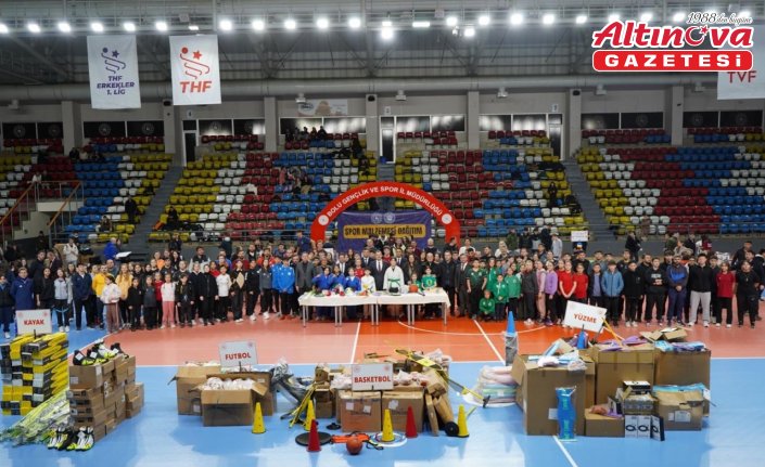 Bolu'da amatör spor kulüplerine malzeme desteği sağlandı