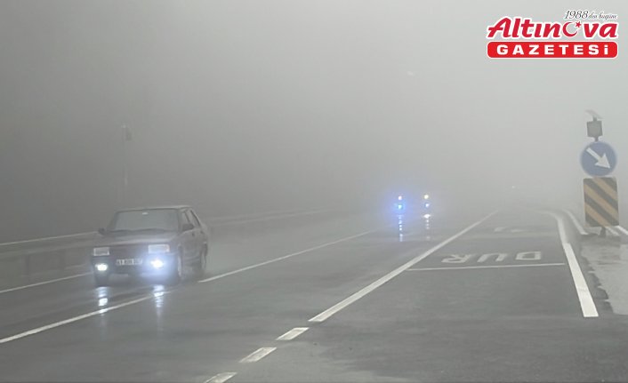 D-100 kara yolunun Bolu Dağı kesiminde sağanak ve sis etkili oldu