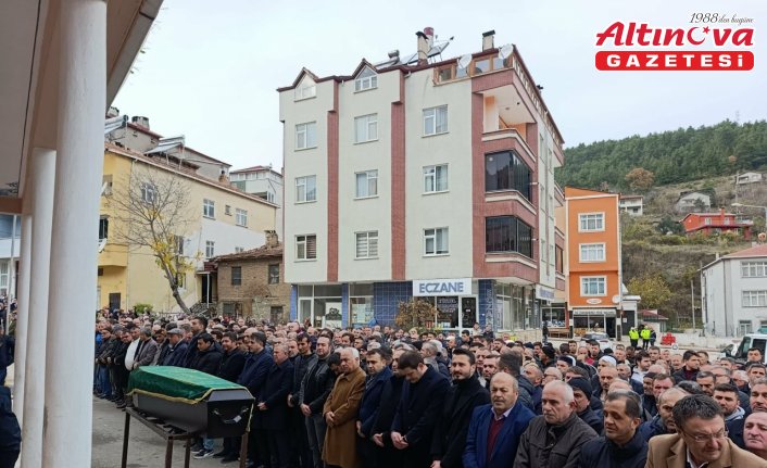 Dikmen Belediye Başkanı Adnan Acar'ın babası Bayram Acar son yolculuğuna uğurlandı