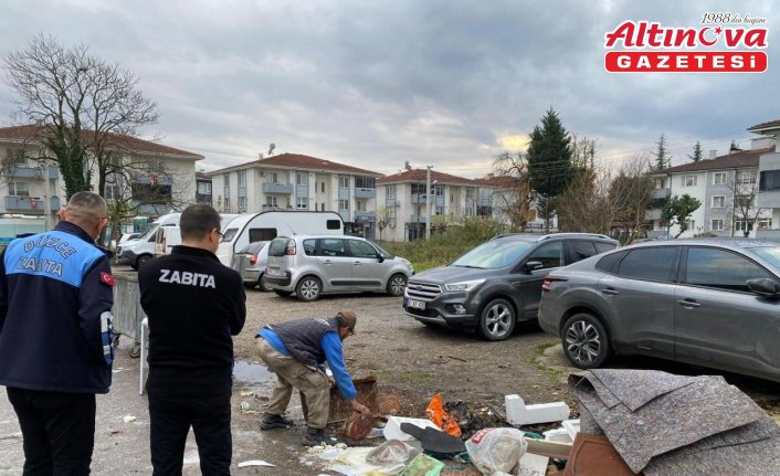 Düzce'de çevreyi kirlettiği tespit edilen kişiye kirlettiği alan temizlettirildi