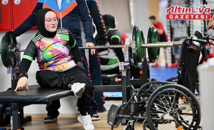 Engelleri birlikte aşan milli para halterciler yeni başarılar peşinde