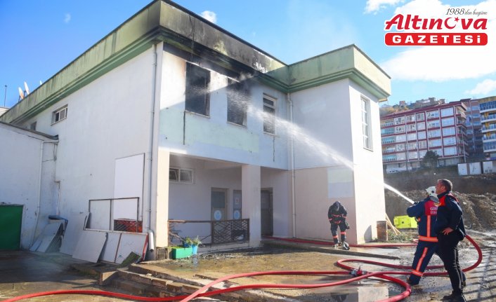 Giresun Gençlik ve Spor İl Müdürlüğü'nün ek hizmet binasında çıkan yangında maddi hasar oluştu