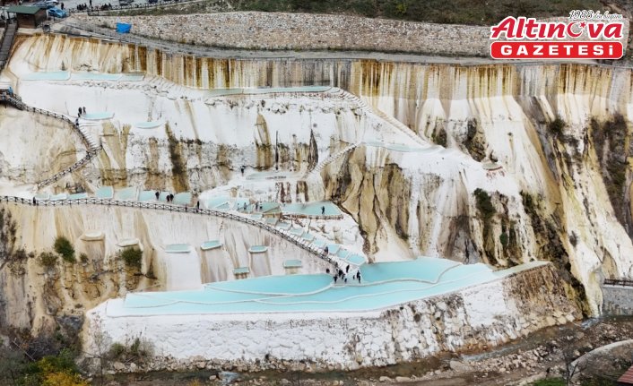 Göksu travertenlerini yaklaşık 350 bin kişi ziyaret etti
