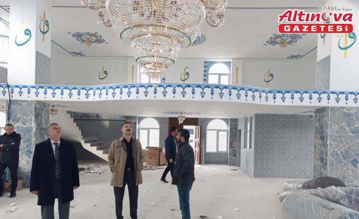 Havza Kaymakamı Ayvat cami inşaatını inceledi
