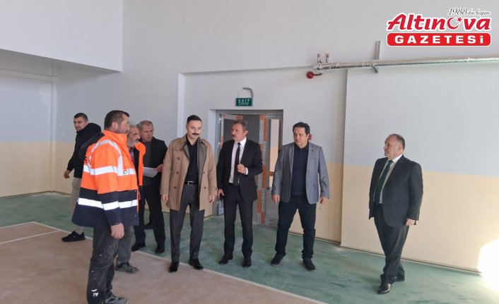 Havza Kaymakamı Ayvat deprem güçlendirmesi yapılan eğitim kurumlarını inceledi