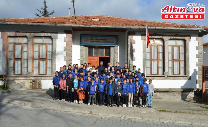 Milli Mücadele'nin tanığı okulda açılan bilim ve sanat atölyeleri geleceğe ışık oluyor