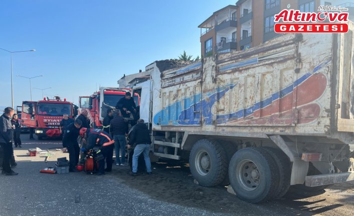 Ordu'da kamyon ile tırın çarpıştığı kazada 1 kişi yaralandı