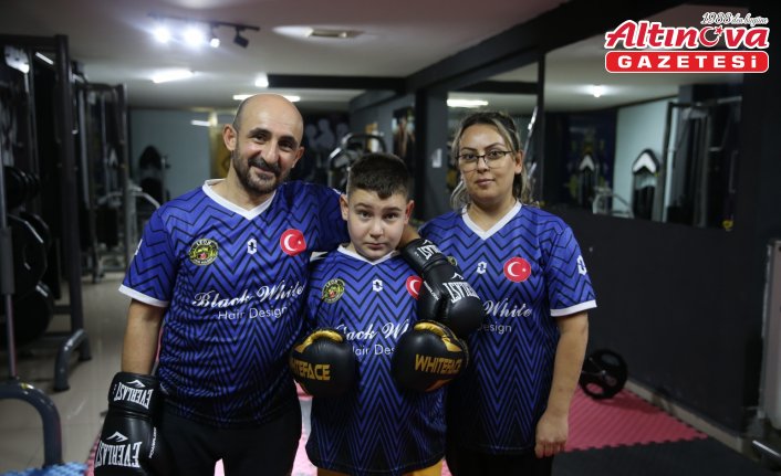 Özel birey Alptuğ Ali'nin mutluluğu için ailece spora başladılar