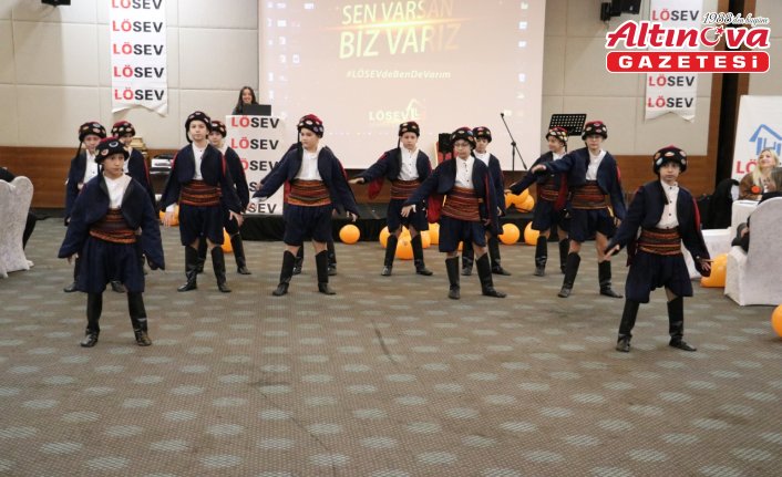 Samsun'da LÖSEV gönüllük haftasında ödül programı düzenledi