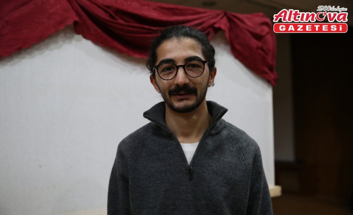 Üniversite öğrencilerinin ders ödevi 