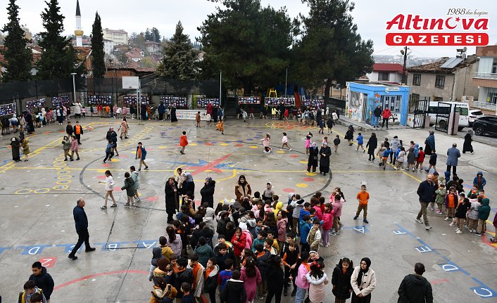 Vezirköprü'de öğrencilerin gözünden fotoğraf sergisi açıldı